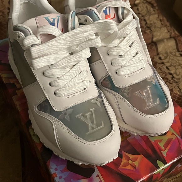 Louis Vuitton sneakers - Picture 3 of 3